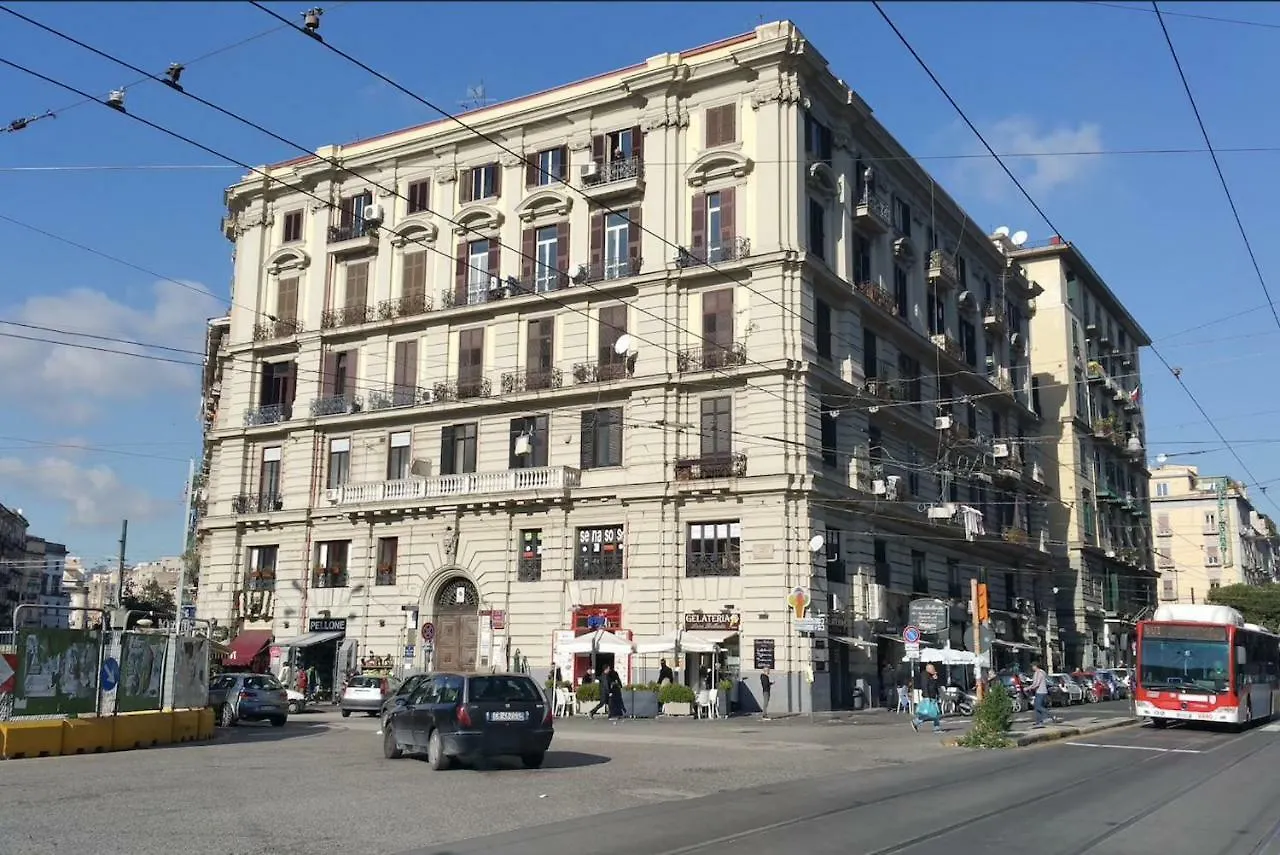 Metronapoli Bed & Breakfast Naples